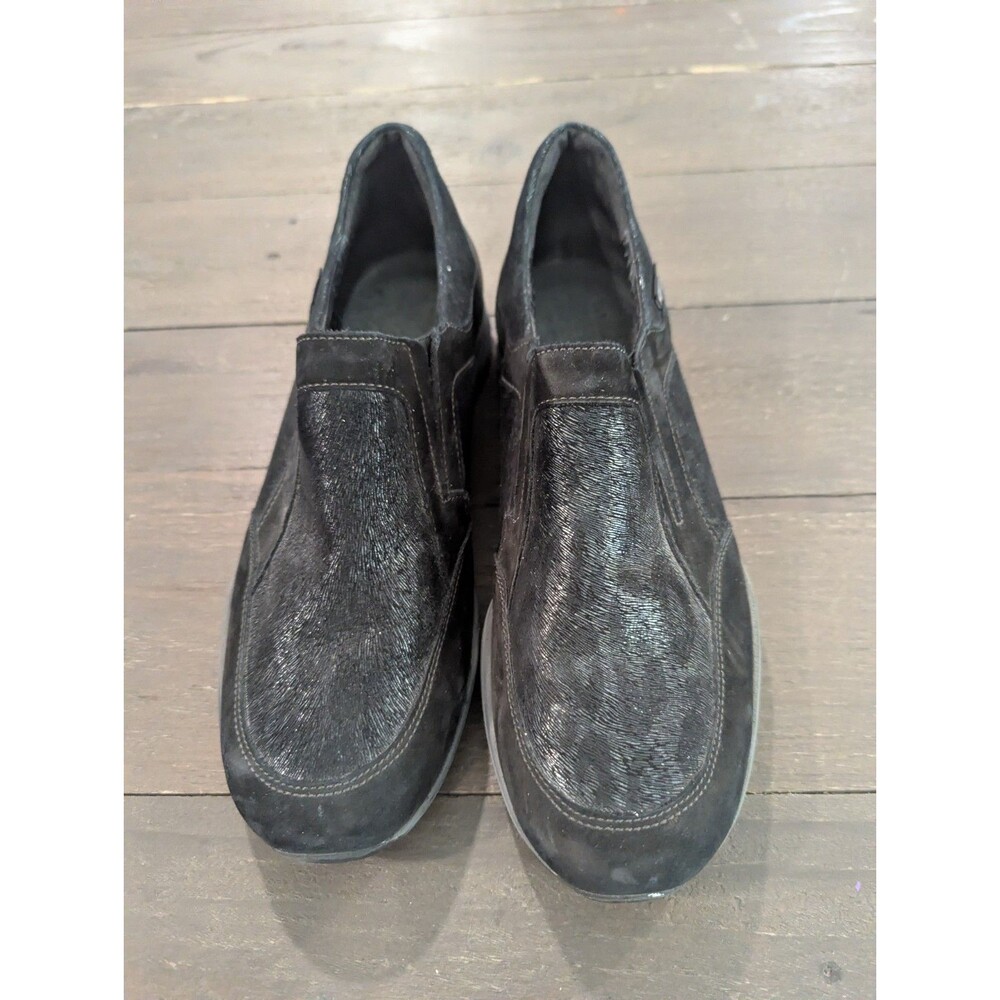 YELDA Black  WOMEN'S SHOE SIZE US 7 LEATHER SLIP ON COMFORT MEPHISTO